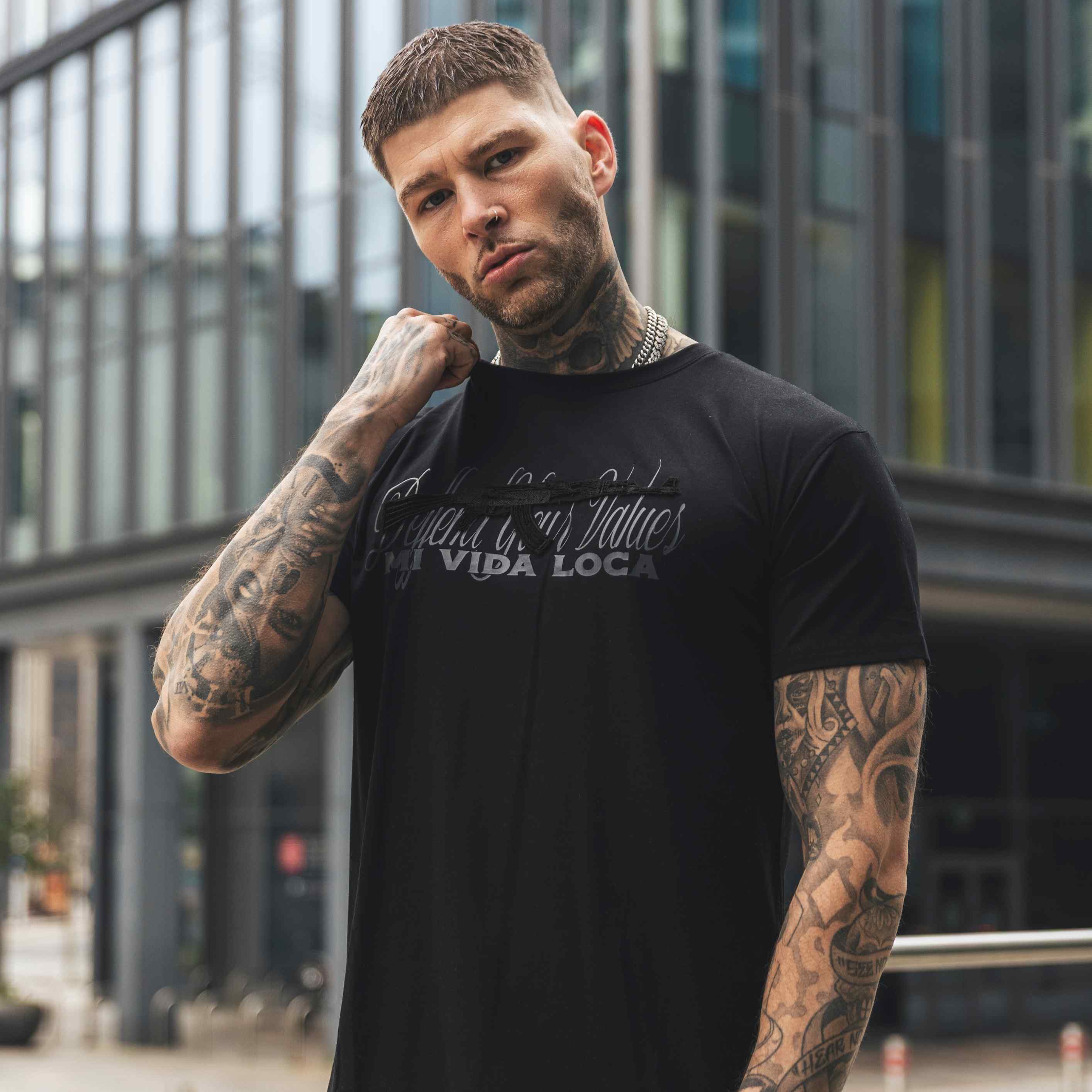 Camiseta «Deffend your values» - negra