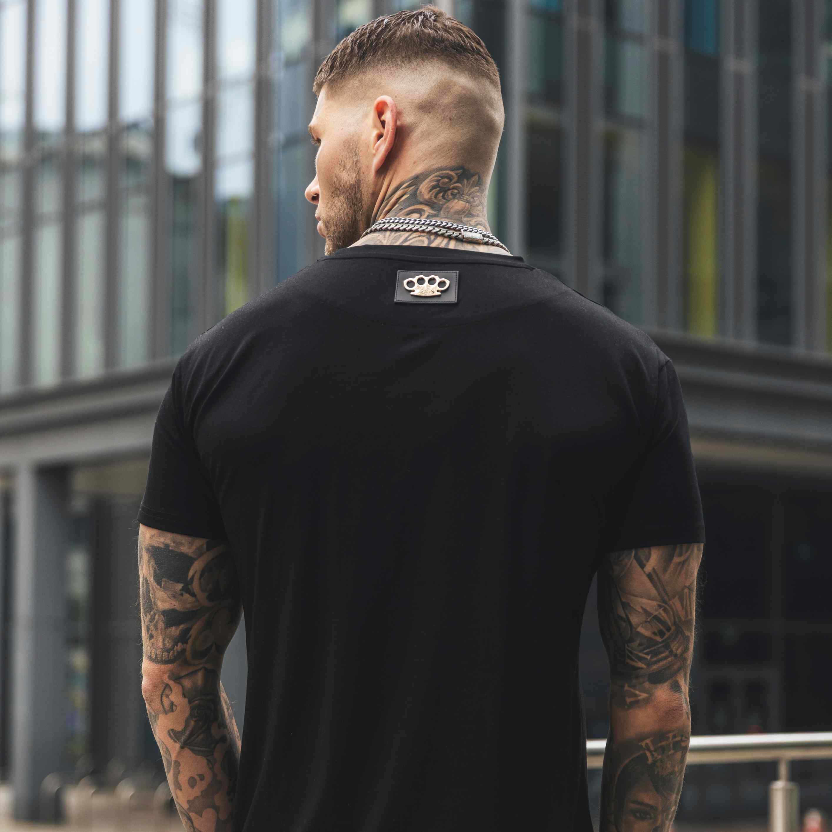 Camiseta «Deffend your values» - negra