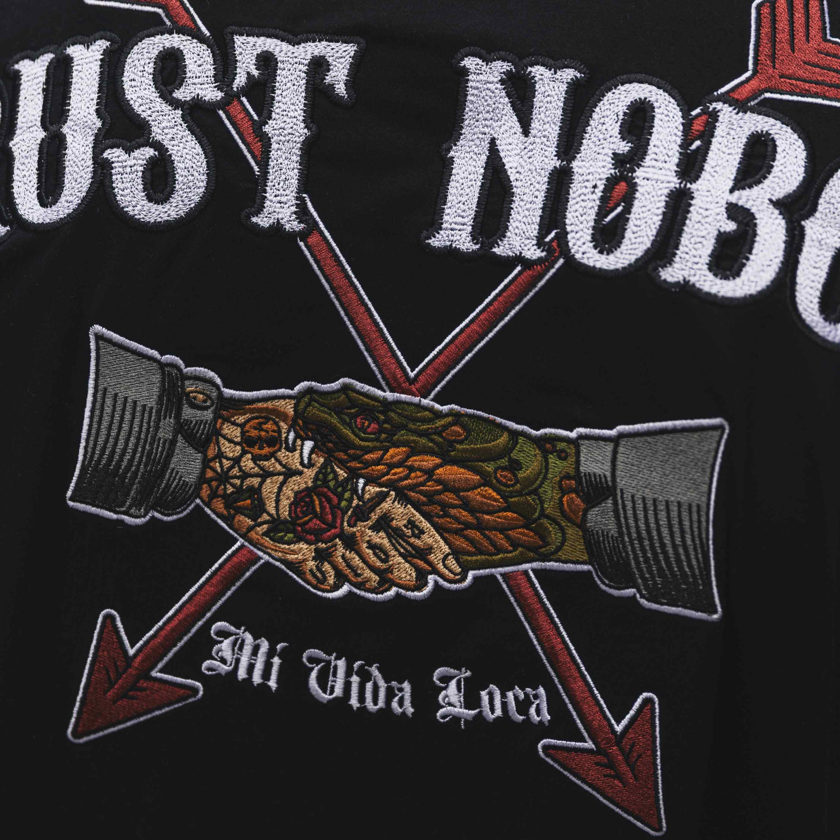 Trust nobody embroidery T-shirt black