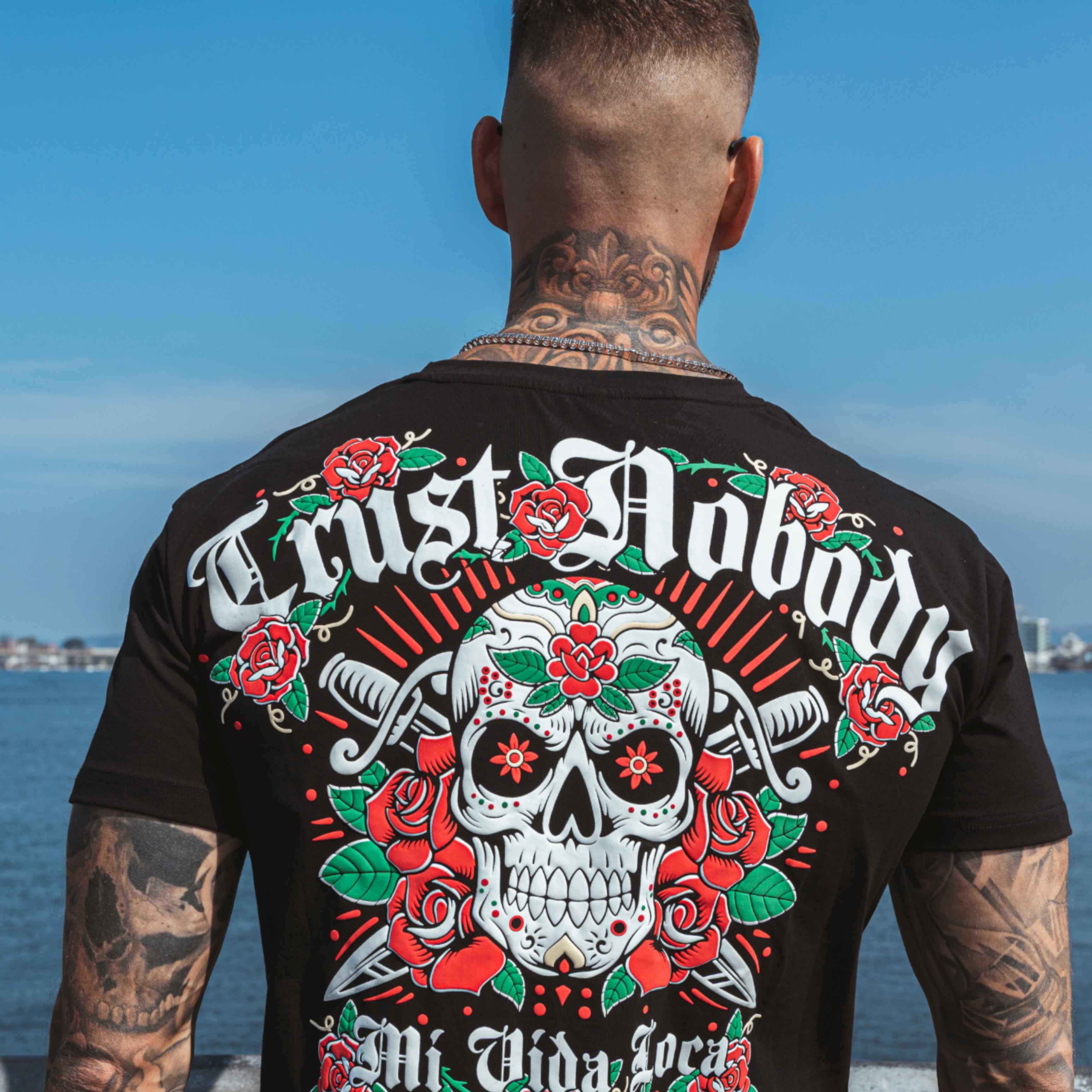 T-shirt MVL « Trust nobody flower skull »